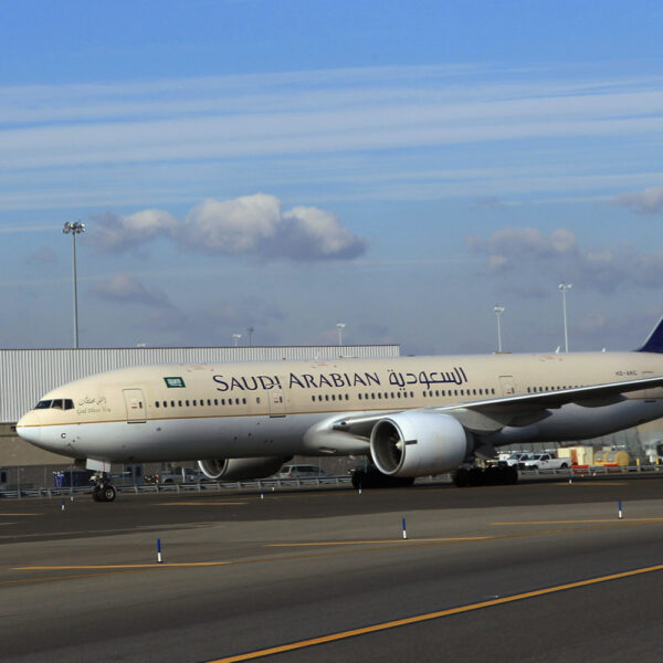 الخطوط السعودية - إستعلام وحجز رحلات طيران السعودية