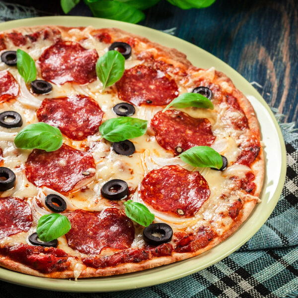 ايش افضل بيتزا موجودة في السعودية ؟