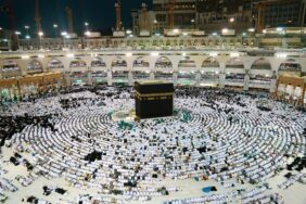 القبلة