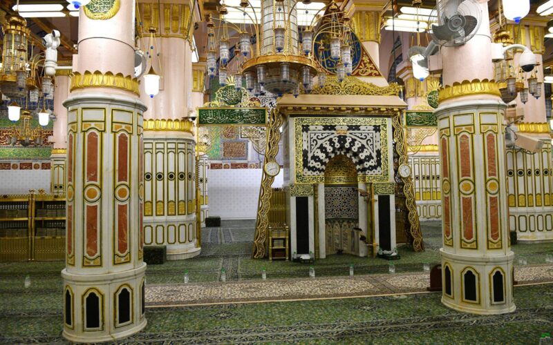 ما هي أساطين المسجد النبوي؟