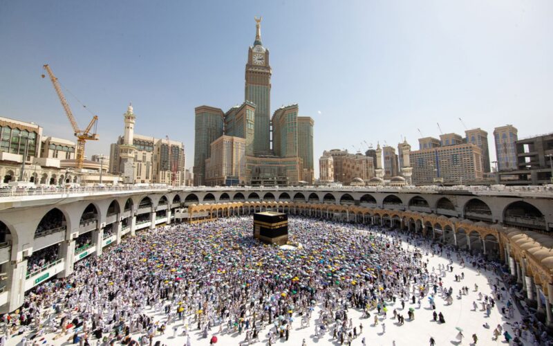 قائمة أئمة المسجد الحرام
