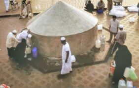 كم يبلغ عمق بئر زمزم؟