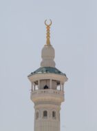 كم يبلغ طول مآذن المسجد الحرام؟