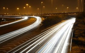 أين يقع حي المغرزات وما هي أهم العقارات فيه؟