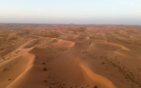 كل ما تحتاج لمعرفته عن مساحة صحراء النفود الكبير