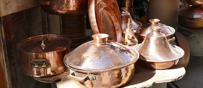تلميع النحاس: كيفية تنظيف وتلميع الأنتيكات النحاسية