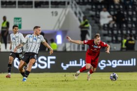 دوري روشن: ماذا حدث في مباراة الشباب وضمك؟