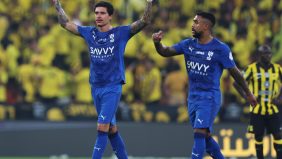 استعدادات مكثفة: مباراة الأخدود والهلال في كأس الملك السعودي