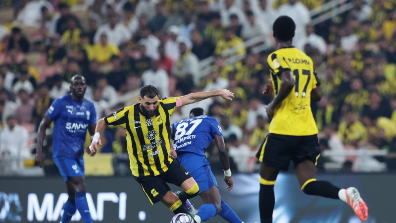 تراجع الاتحاد السعودي في الدوري بعد خسارة كلاسيكو الهلال
