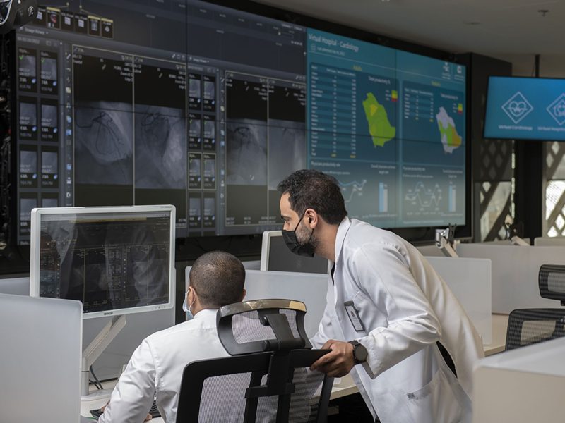 الرعاية الصحية الافتراضية: هل يمكن أن تحل محل المستشفيات التقليدية في السعودية؟