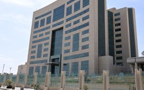 الدليل النهائي لمدة دراسة البكالوريوس في السعودية