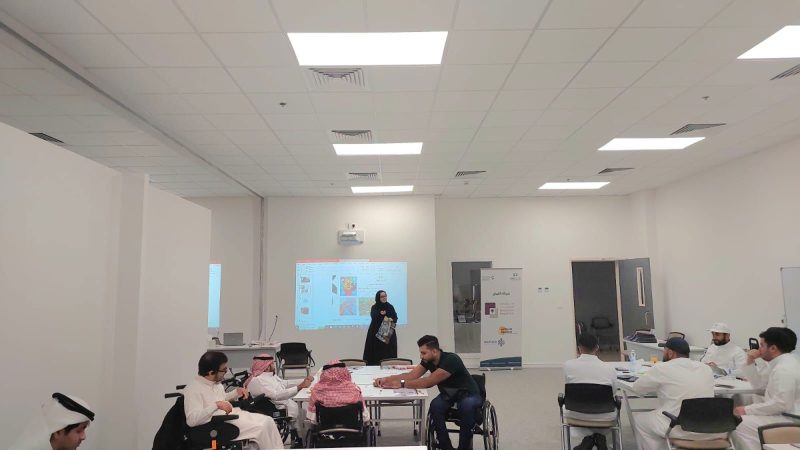 التعليم التنفيذي: كيف يساعدك على تطوير المهارات المهنية المطلوبة؟