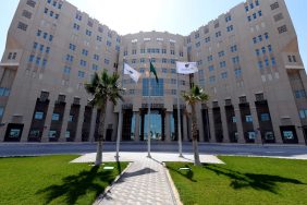 مركز الخريجين والتنمية المهنية