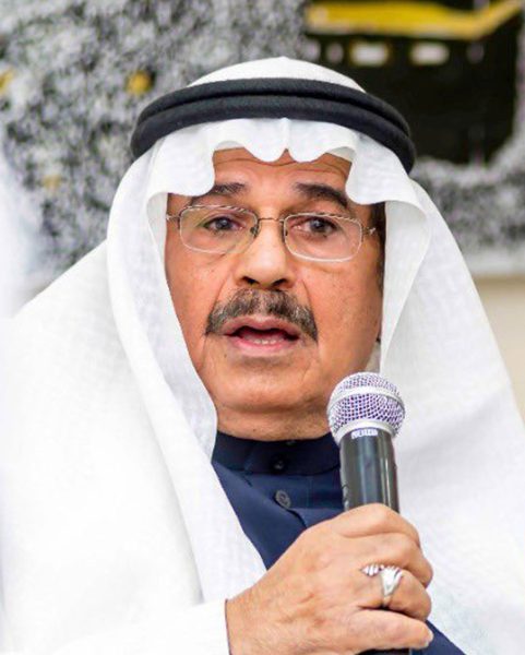 الفنان علي الرزيزاء: إلهام الأجيال القادمة في الفن السعودي