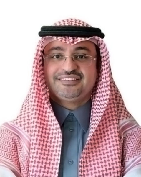 عبدالله المغلوث: مسيرة إعلامية ملهمة وإسهامات قيّمة