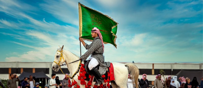 استمتع بأجمل اللحظات في نوادي الفروسية في السعودية