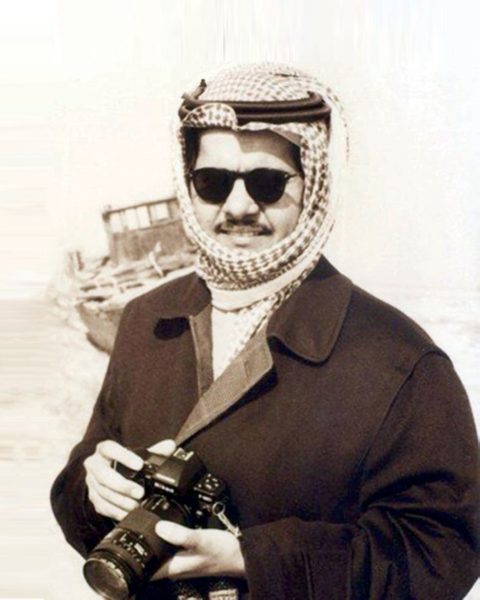 صالح بن عبدالله العزاز: رائد جمع بين الصورة والكلمة