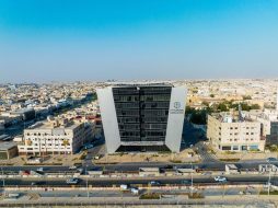 دور مجمع الملك سلمان في تعزيز اللغة بالمعاجم المتخصصة