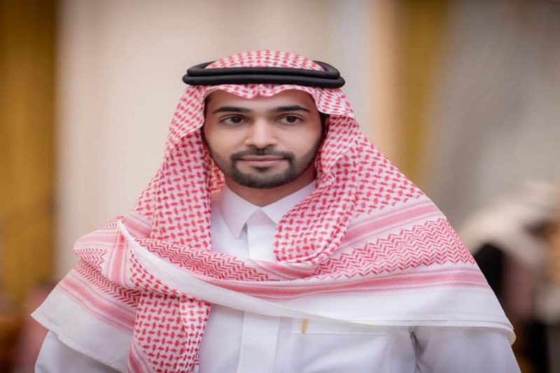 اليوم الوطني السعودي: رمز العزة والشموخ
