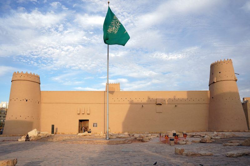 لماذا يجب عليك زيارة متحف المصمك التاريخي في الرياض؟