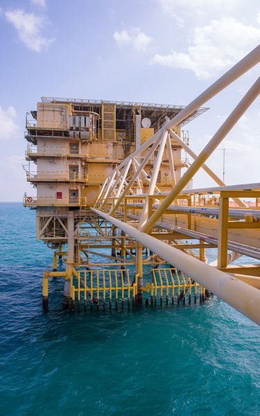 إنتاج حقل السفانية: السعودية تعزز مكانتها في سوق النفط العالمي