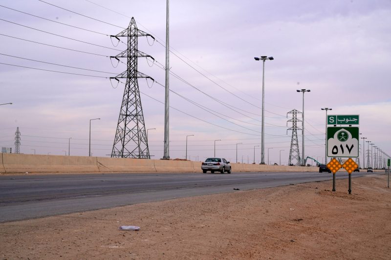 طريق الخرج الرياض السريع: نظرة على البنية التحتية والتصميم الهندسي