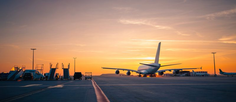 اكتشف مطار ملهم: مستقبل الطيران الخاص في السعودية