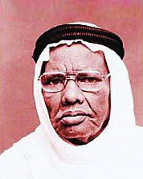 تكريم طاهر زمخشري: جوائز وأوسمة لرائد سعودي