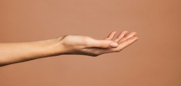 من علم تفسير الأحلام: اليد المقطوعة – نظرة تحليلية