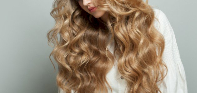 نافذة على الغيب: تفسير الأحلام ورؤية الشعر في عالم المنام