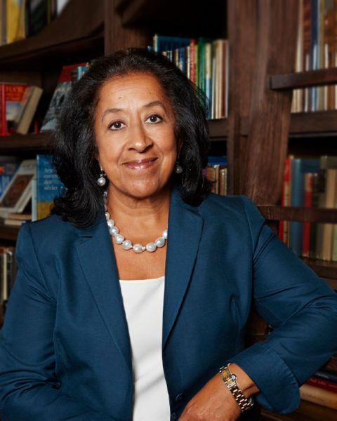 لبنى العليان