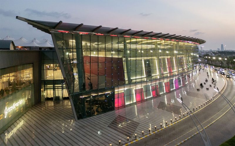 مول العرب: وجهتك المثالية للتسوق والترفيه في جدة