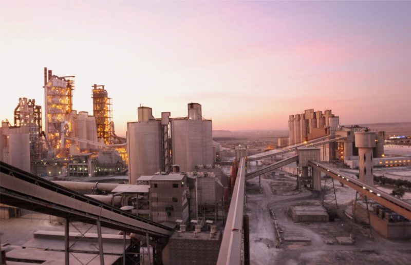 استثمارات ومشاريع: شركة الأسمنت السعودية وأثرها الاقتصادي