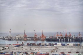 ميناء جدة الإسلامي: النمو والتوسع في الخدمات اللوجستية