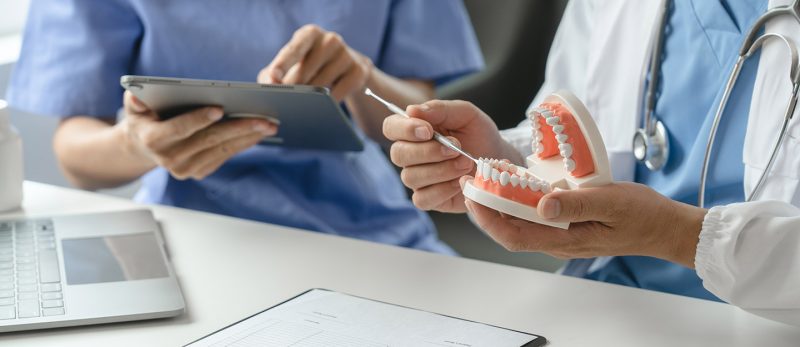 ندوة طب الأسنان: تفاصيل كاملة عن الحدث المنتظر في عالم طب الأسنان