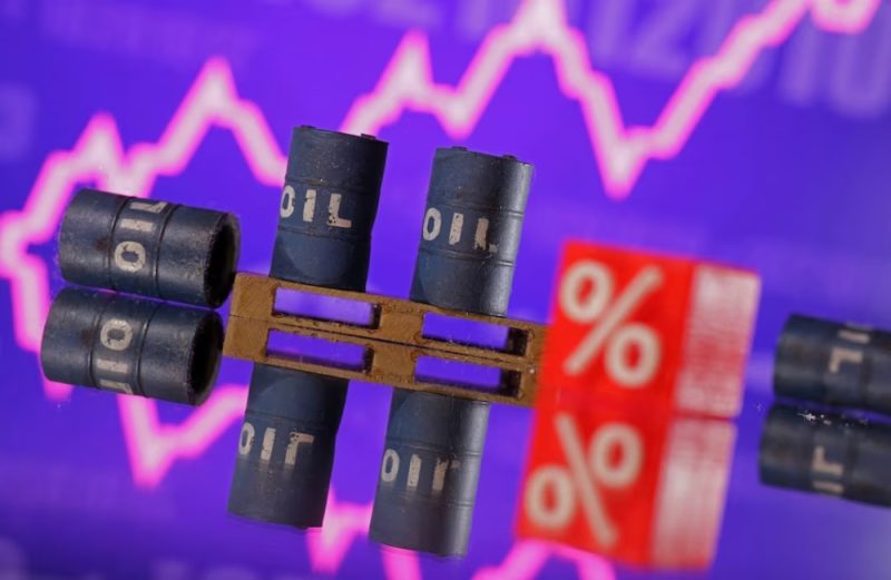 أسعار النفط: توقعات وتحليلات من بوابة السعودية