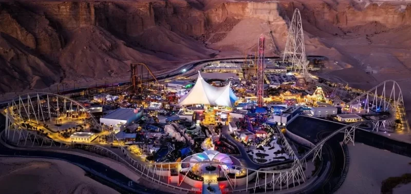 Six Flags القدية: كيف ستغير مفهوم الترفيه في الشرق الأوسط؟