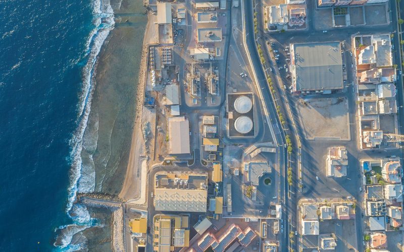 أحدث التطورات في مشاريع تحلية المياه في السعودية