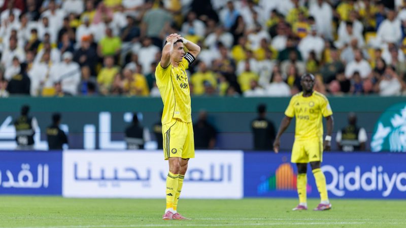بين الصواب والخطأ: ركلة جزاء النصر تثير الجدل والاعتراف