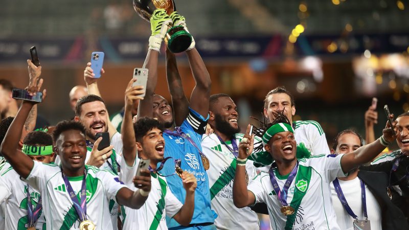 تحليل: لماذا يعتبر تجديد عقد ميندي أولوية للأهلي؟