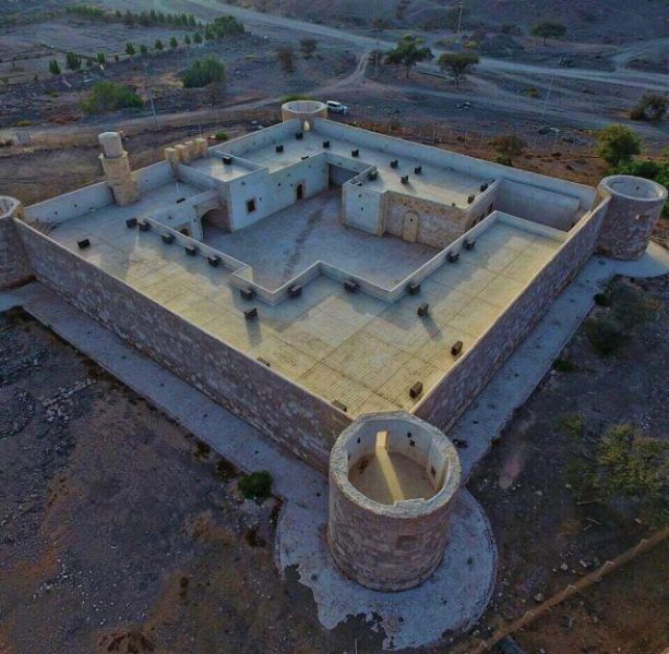 قلعة الزريب التاريخية: تحفة معمارية تروي تاريخ الحج العظيم