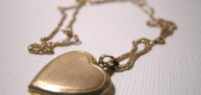 تفسير الأحلام: دليل شامل لرؤية الذهب في المنام