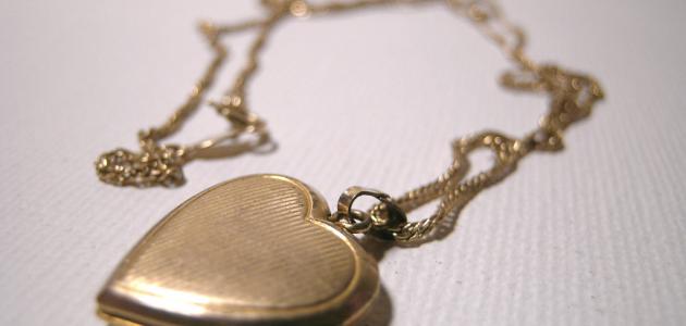 تفسير الأحلام: دليل شامل لرؤية الذهب في المنام