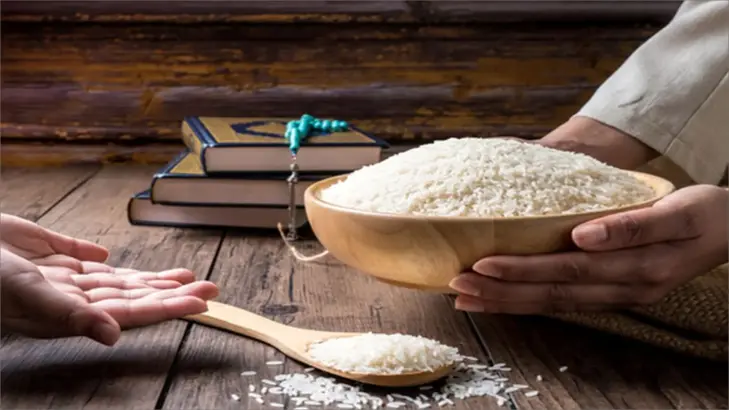 الأغنياء والزكاة: شراكة لتحقيق مجتمع متكافل