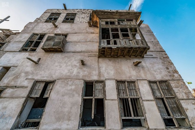 الموسوعة الثقافية العالمية: كيف تواكب التحديات؟