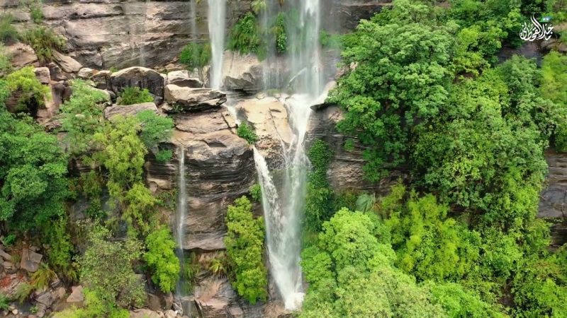 تجربة فريدة في كحلا عسير: استكشاف الوديان والجبال