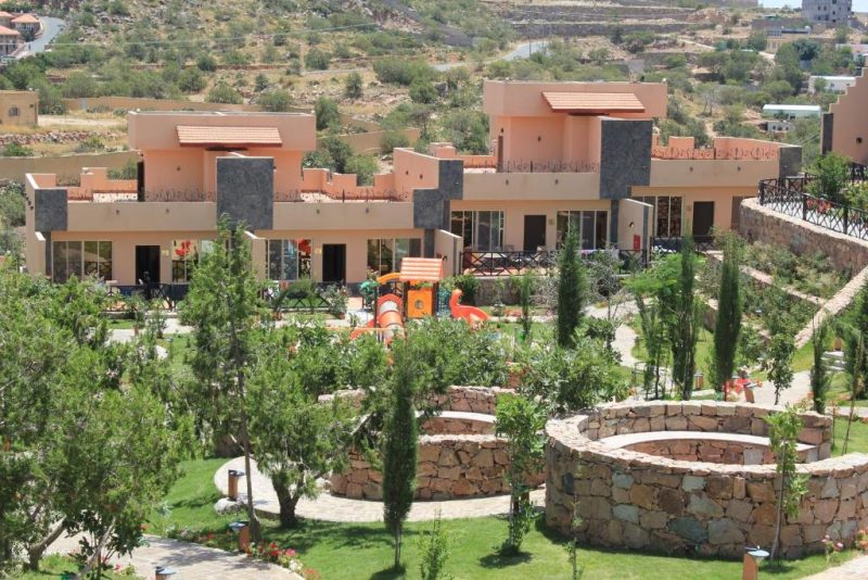 كل ما تحتاج معرفته عن منتجع الوادي السياحي