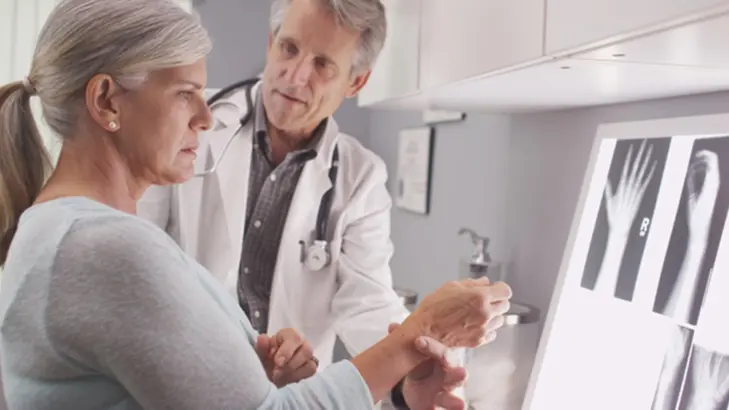 صحة العظام: دليل المرأة للحفاظ على عظام قوية وصحية