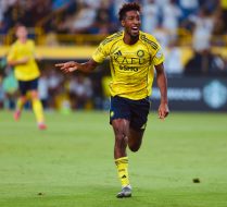 كينغيسلي كومان: بين التأهيل والمشاركة الحاسمة أمام الخليج