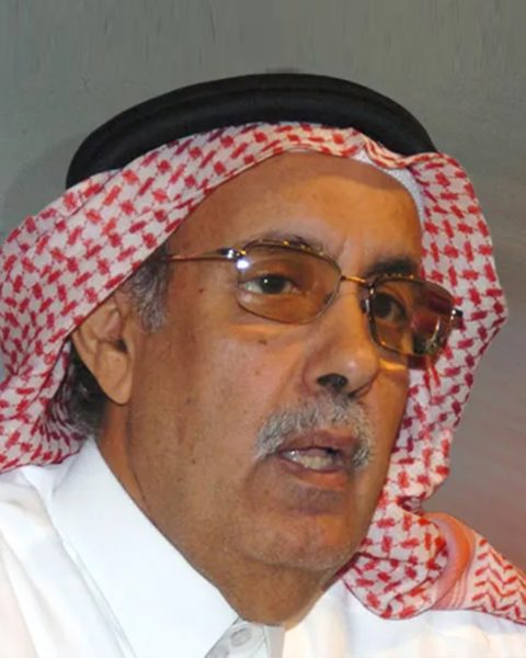 عبدالله الغذامي: مسيرة حياة في خدمة الأدب والنقد